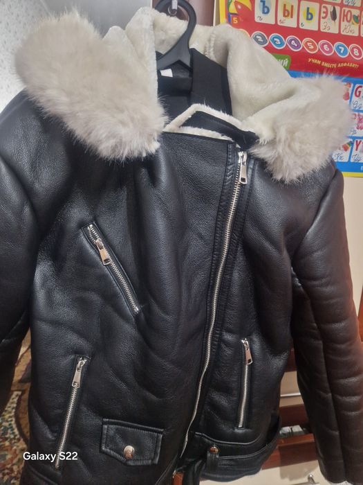 Продам зимний куртку