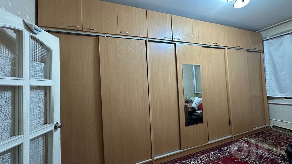 Мебел Раздвижной шкаф