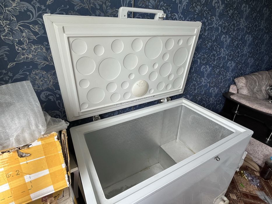 Продам морозильную камеру Haier