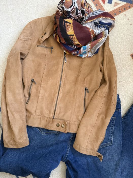 Пролетно яке цвят коняк