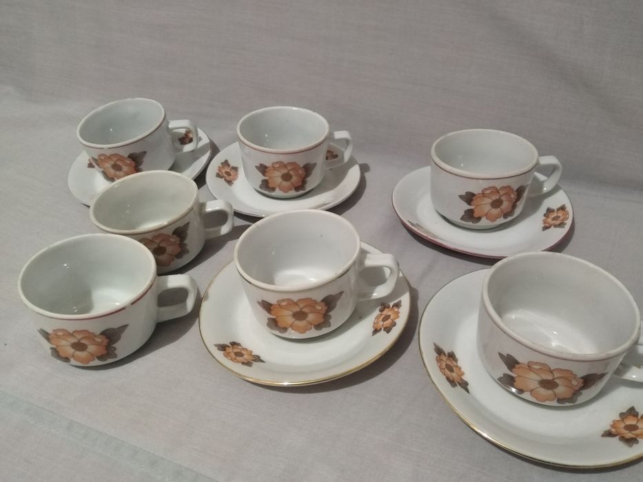 Бг порцелан сервизи