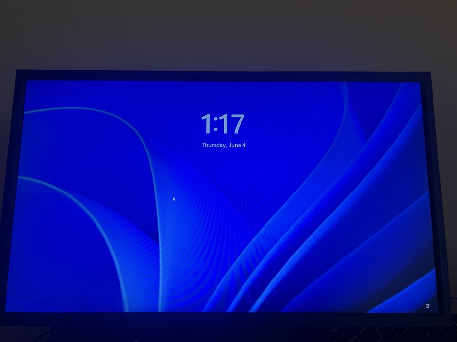 Sistem PC complet cu monitor