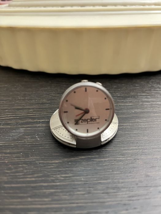 Часы карманные и для коллекции