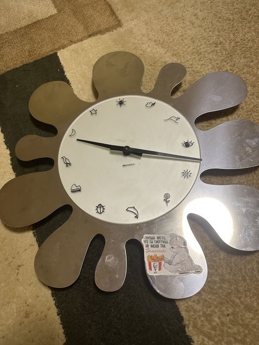 Часы для дома металический