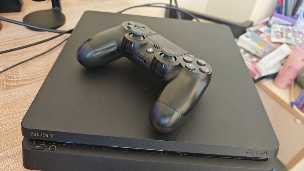 Consola Playstation 4 Slim 500GB modata