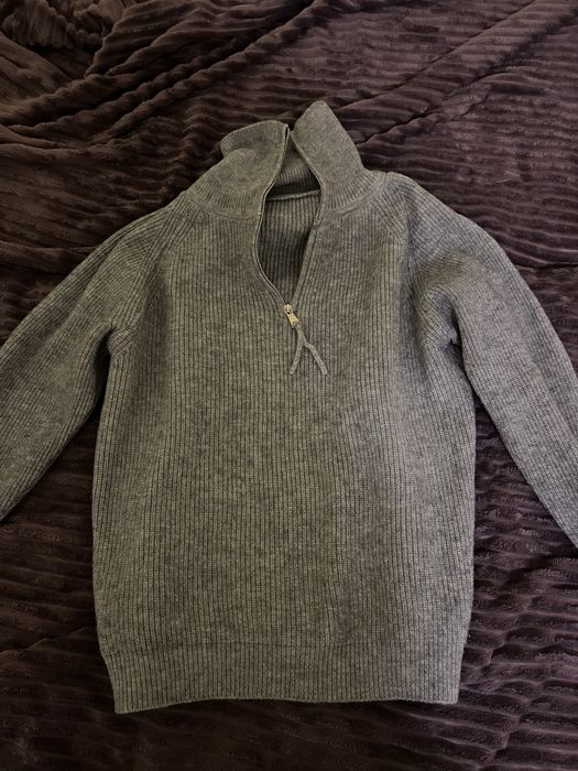 Продам свитера в хорошем качестве