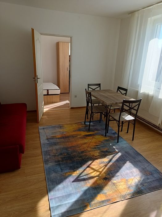 Apartament 2 camere cu balcon