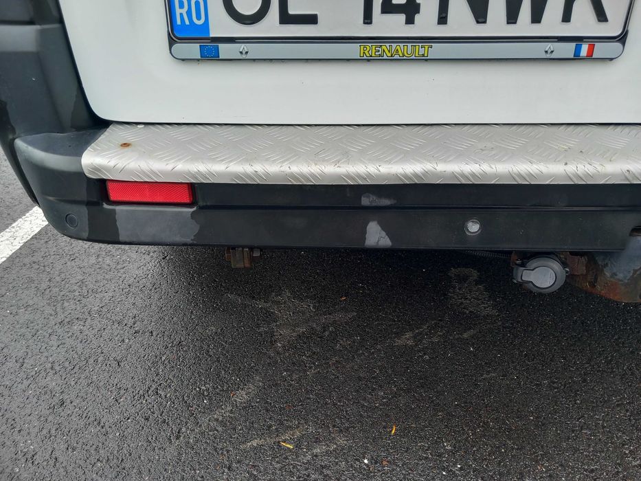 Vând Renault trafic 2016 5 locuri