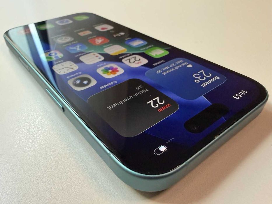  Apple / iPhone 16 128 Gb / Teal