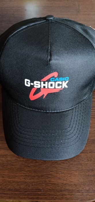 Шапка с козирка g-shock