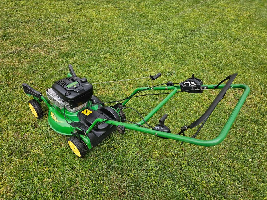 СамоХодна Косачка JOHN DEERE. ПЕРФЕКТНА