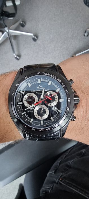 Продавам часовник Christopher Duchamp