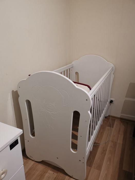 Дървено бебешко/детско легло Lorelli Matrix New с матрак Pierre Cаrdin