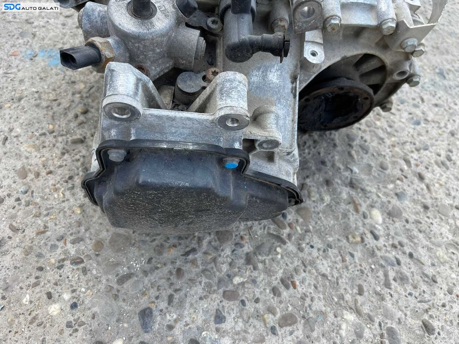 Cutie de Viteze Manuala 5 Trepte Volkswagen Touran 1.9 TDI 2003 - 2010 [B3157]