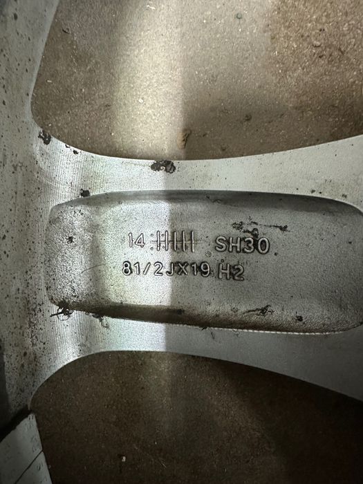 Джанти 19 цола за мерцедес.