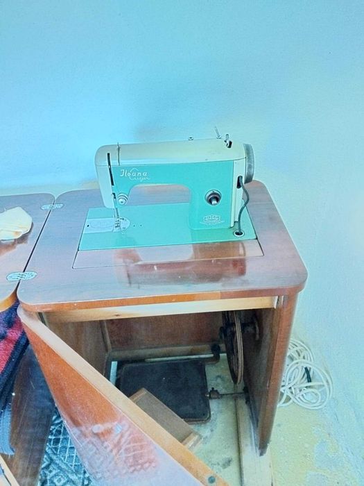 Masina de cusut Ileana din ani 1960