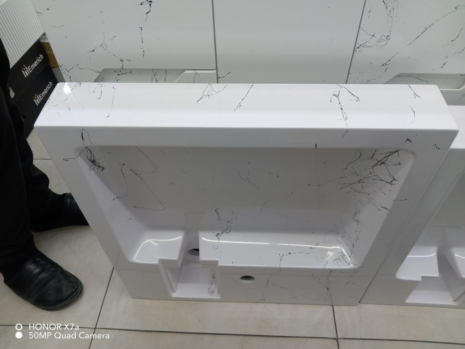 Kirmoshina ustiga Rakvina steralka akril keramika