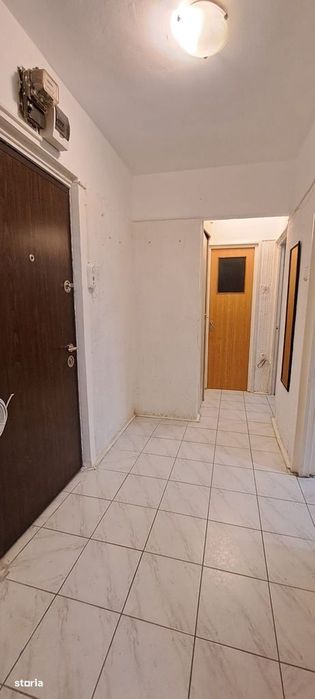 Drumul Taberei, langa metrou Constantin Brancusi, 2 camere, decomandat — fotografia 3