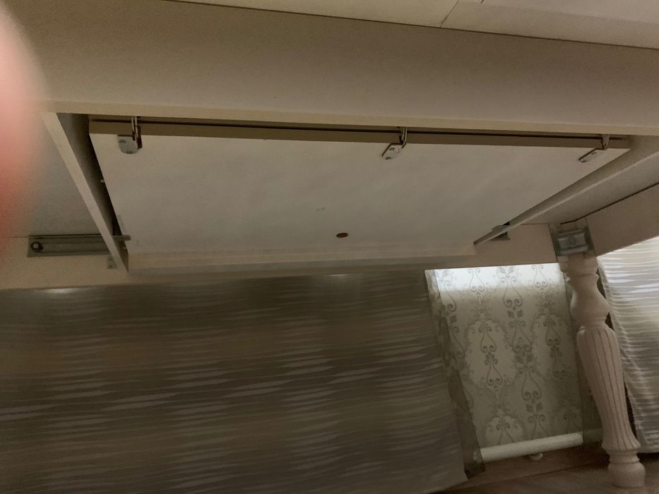 продам стол для зала