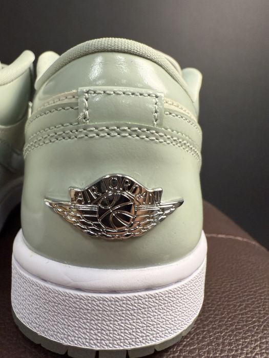 Nike AIR JORDAN 1 low se 42