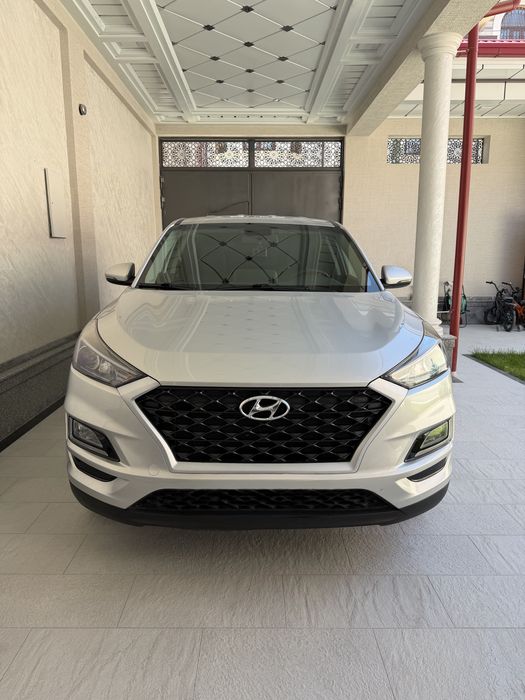 Hyundai tucson 2019 yil AWD prestige benzin!Toshkenga nasiya savdo bor
