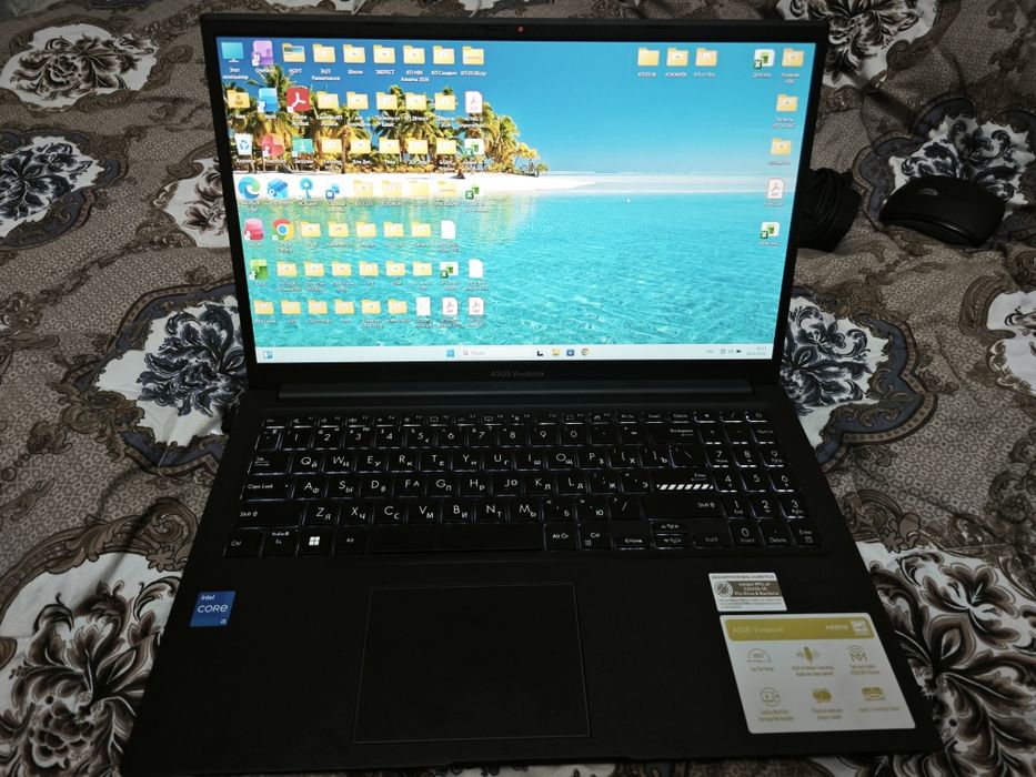 Продам ноутбук asus vivobook 15 1tb