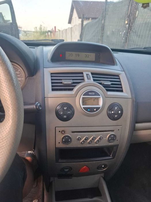RENAULT 9 2007 — imagine 3