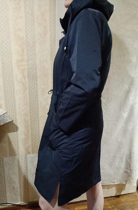 Продам плащ для девочек подростков