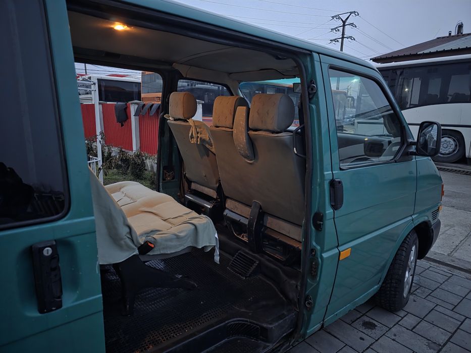 Vand VW T4  7+1 locuri