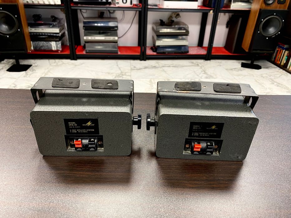 Тонколони Monacor