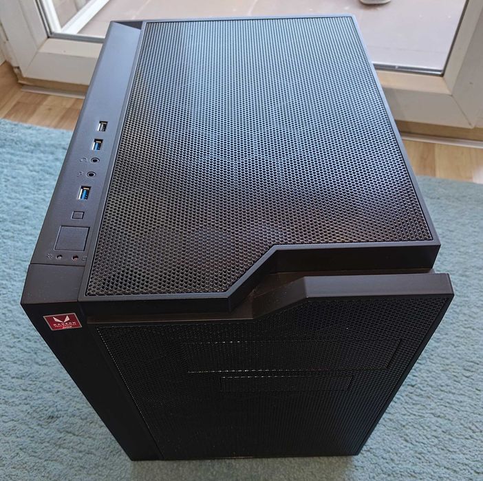 Carcasa Chieftec CUBE CI-01B-OP, Utilizata