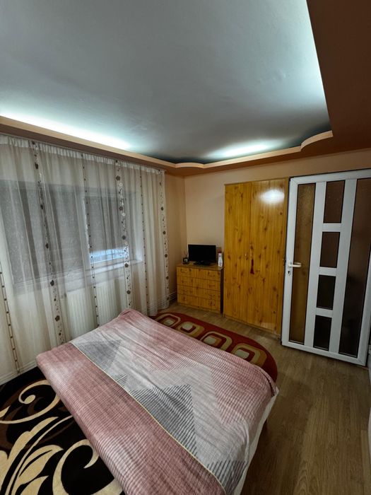 Apartament 2 camere semidecomandat