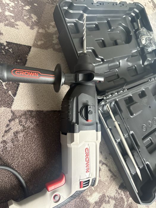 Продаю перфоратор