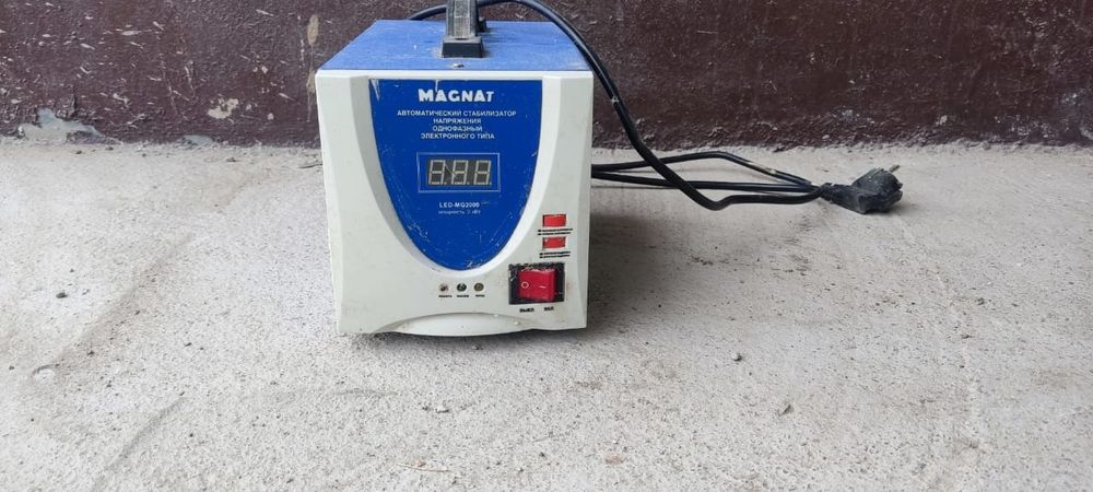 Продам стабилизатор напрежения б/у