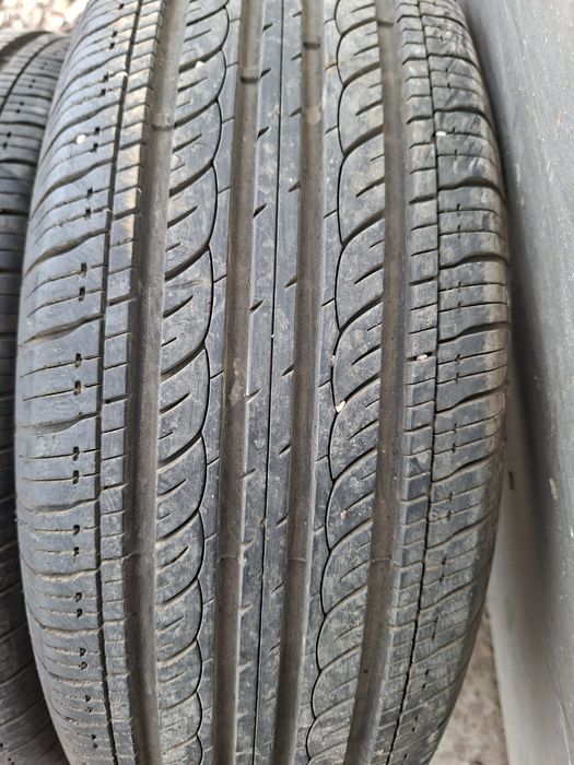 Продам шины 215/65/16 капсен