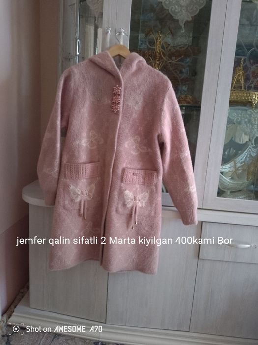 Kiyimlar sotiladi sifatli yangidek sepga olingan kiyilmagan