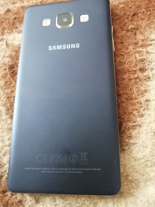 Самсунг Галакси А5 като нов с оригинално зарядно!