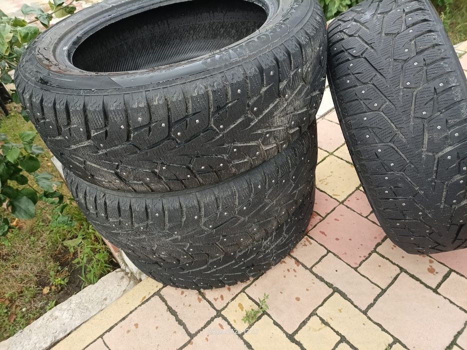 продам зимнюю резину 245×55×19