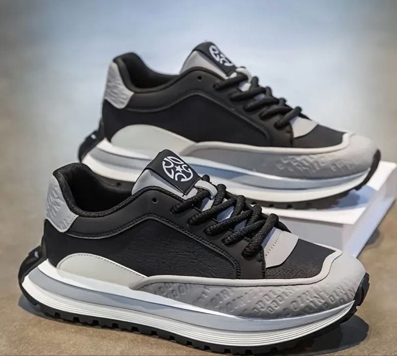 Кроссовка модные, легкие