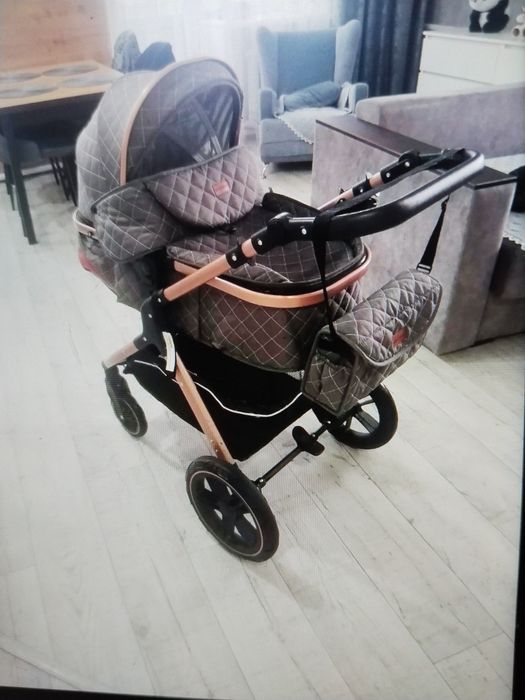 Продам детскую коляску