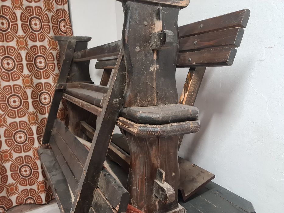 Masa cu doua banci stare buna