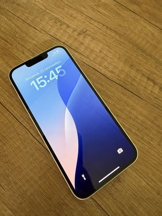 Продавам iPhone 14