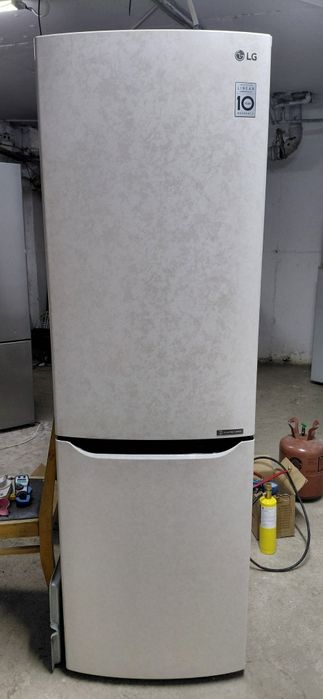 Холодильник рабочи