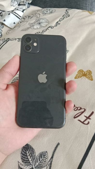 Iphon 11 эмкость 100