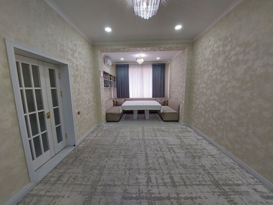 Ko'kcha oqtepa Hondamirda hi tech uy sotiladi.