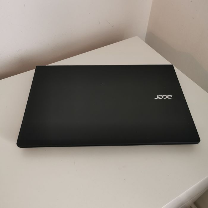 Laptop Acer i5 gen 6 gtx 950m 2gb