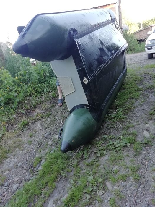 Продам Лодка ПВХ 320.