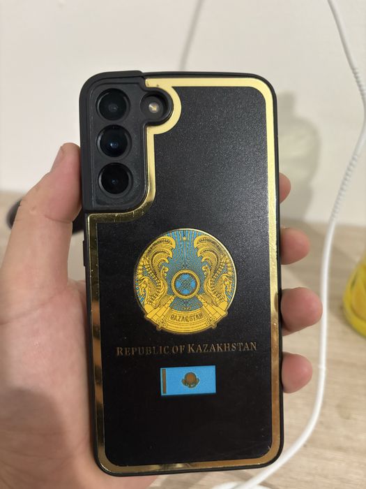 Самсунг Галакси S22+