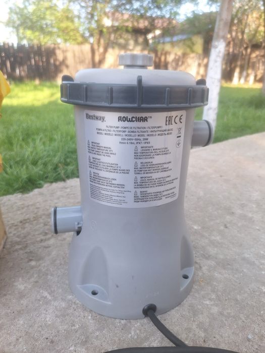 Pompa cu filtru pentru  piscina