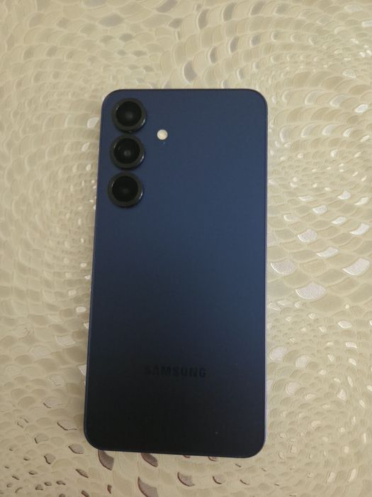 Samsung galaxy S25 128gb